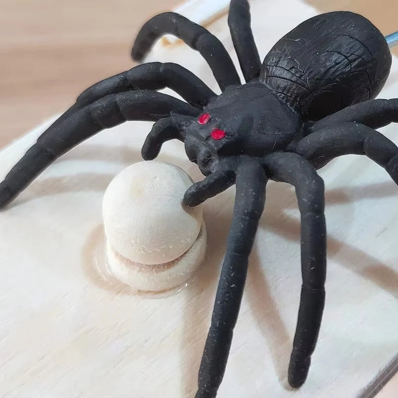 Halloween Fun Happy Joke Boxes Rubber Spider Prank Happy Box Handcrafted Wooden Spider Box Spider Money Surprise in a Box